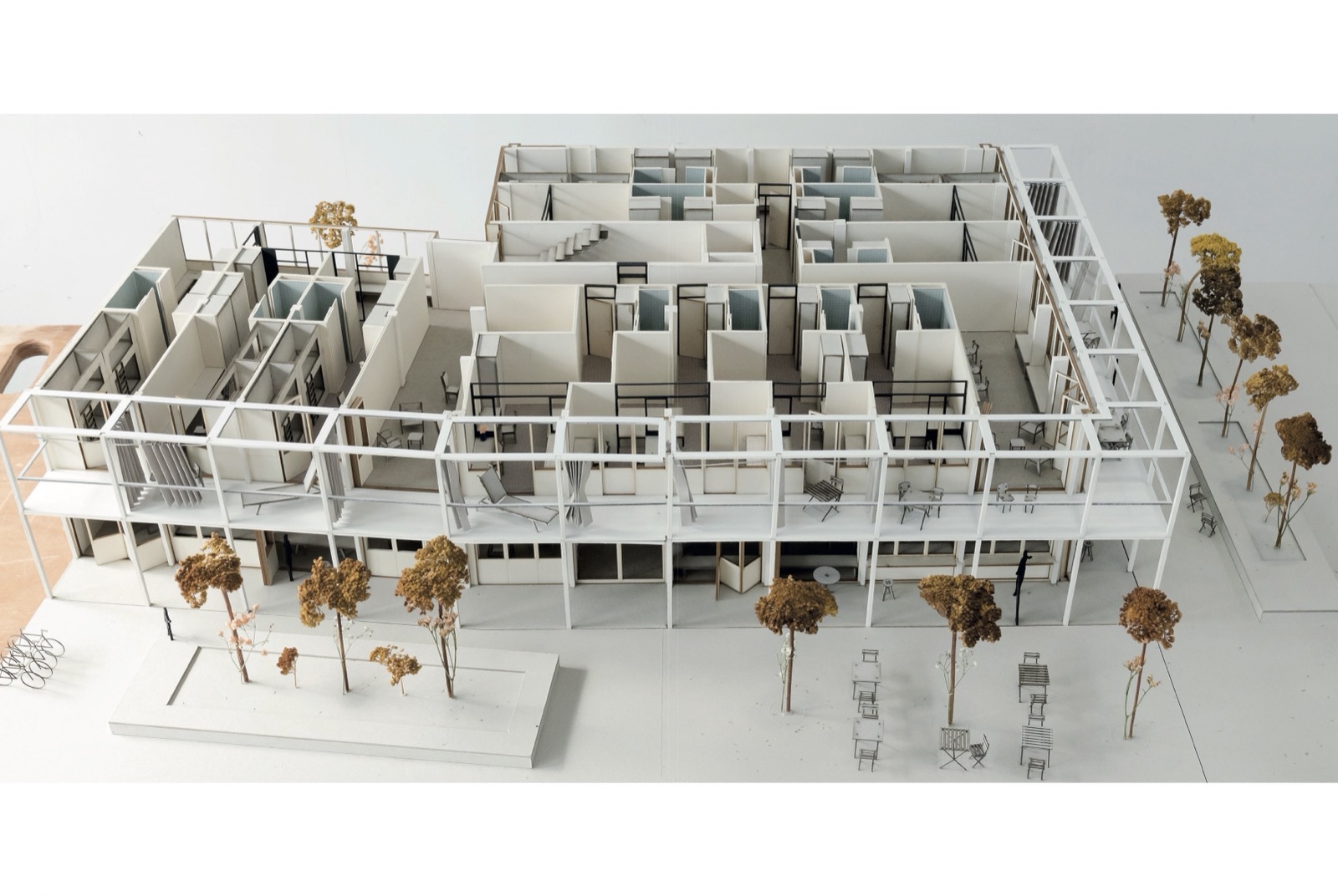 Maquette d'un étage de logements et de ses circulations partagées